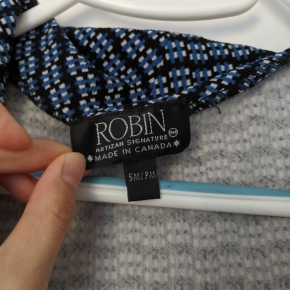 Soft Cardigan/Blazer with pockets - Picture 2 of 2